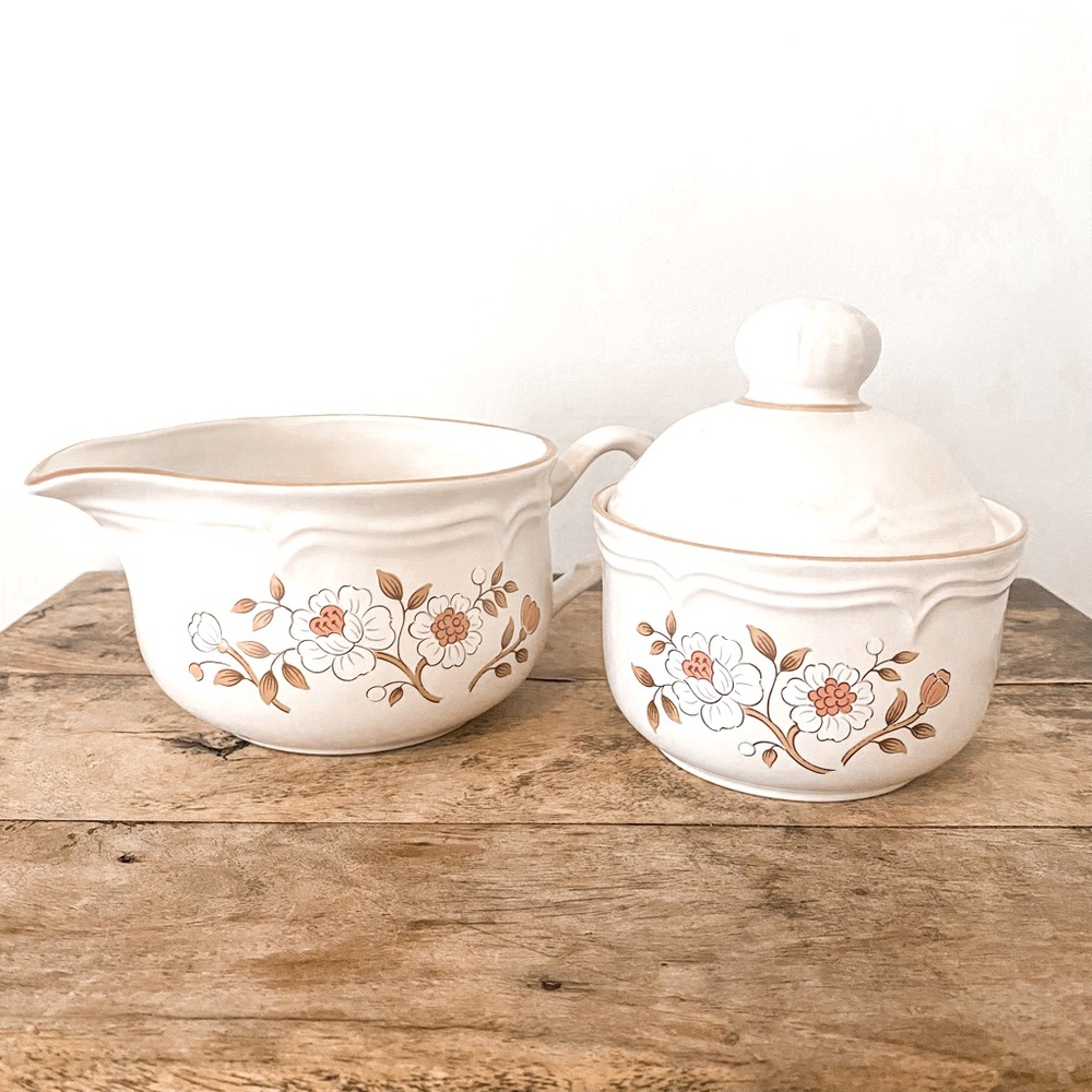 Vintage sugar/creamer stoneware The Covington Edition